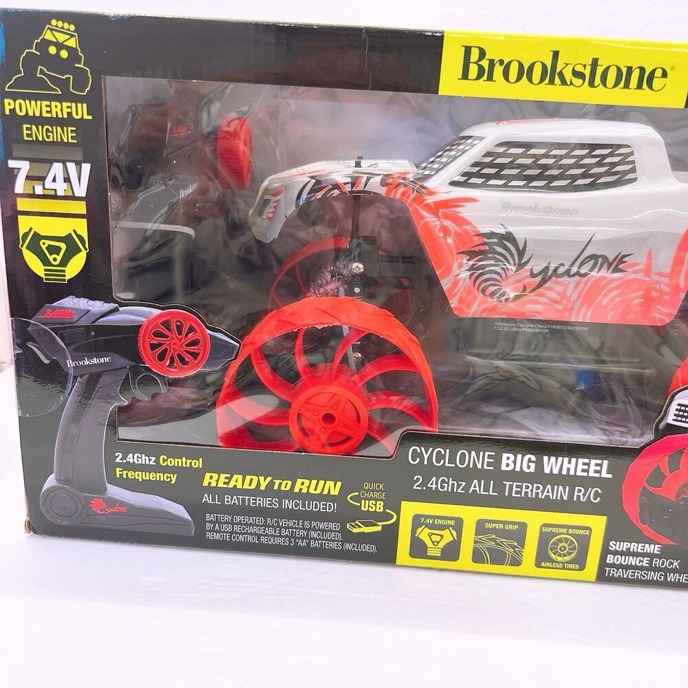 Brookstone Cyclone Big Wheel 7.4V Powerful Engine Terrain RC Remote Control Toy - Picture 3 of 12